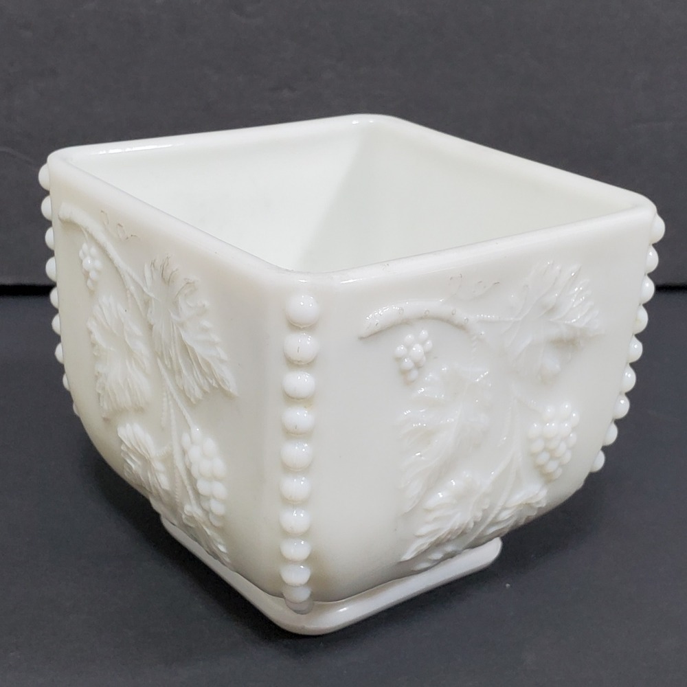 VTG Milk Glass‎ Square Planter Bowl White Grape Leaf Beaded